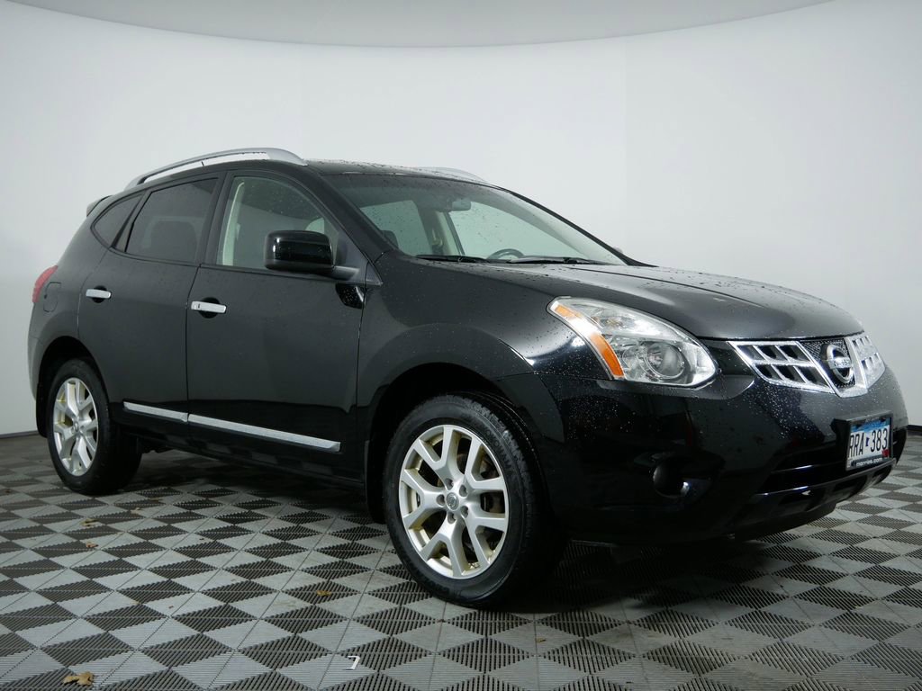 Used 2011 Nissan Rogue SV w/ SL Pkg image 1