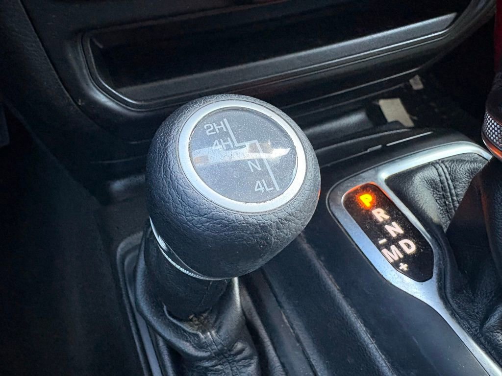 Used 2022 Jeep Gladiator Sport image 32