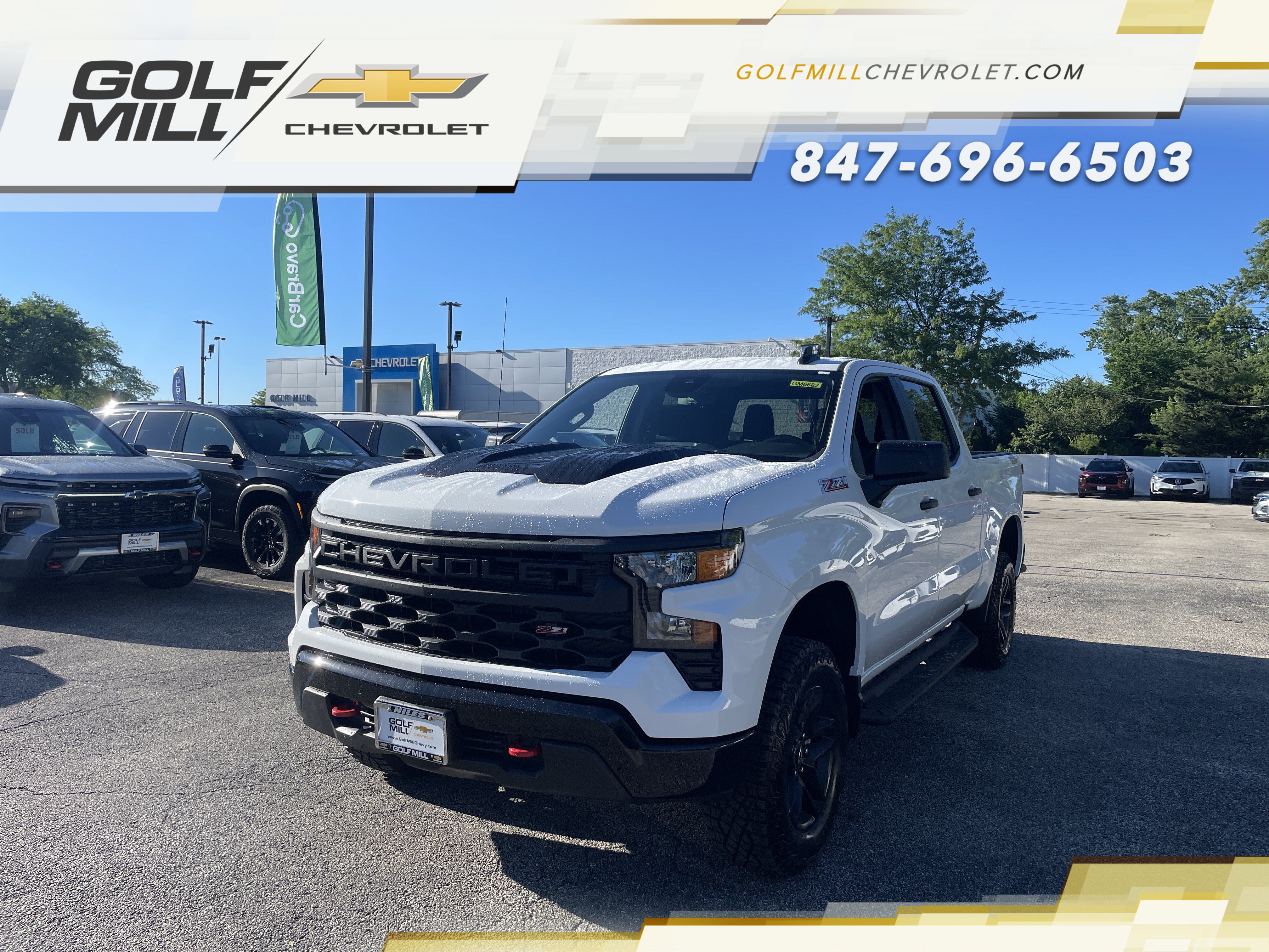 New 2026 Chevrolet Silverado 1500 Custom Trail Boss AWD/4WD image 1