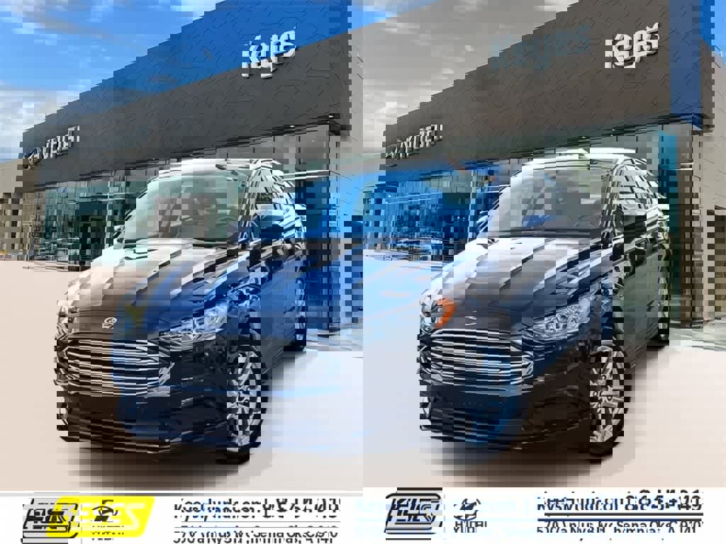 Used 2018 Ford Fusion SE w/ Fusion SE Technology Package