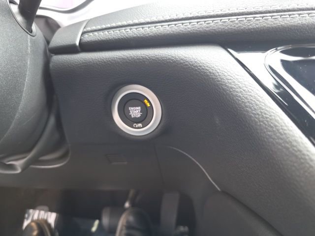 Used 2026 Chrysler Pacifica Premium image 27