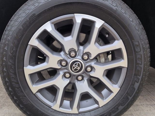 Used 2022 Toyota Tundra 1794 Edition image 10