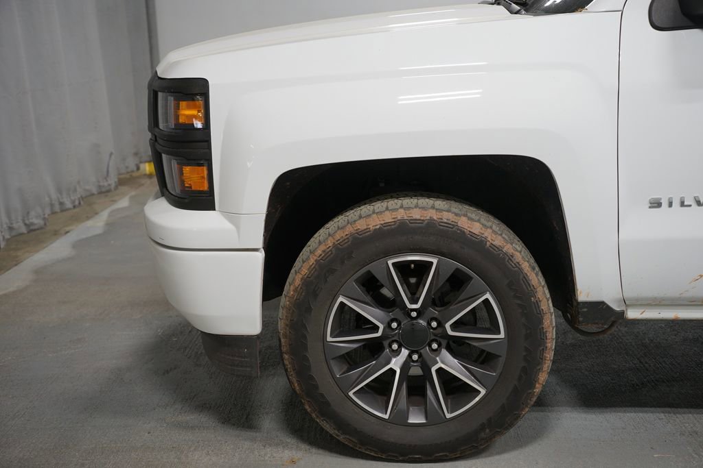 Used 2015 Chevrolet Silverado 1500 W/T w/ Trailering Package image 5
