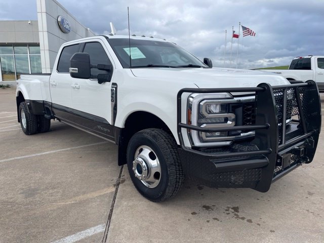 Used 2024 Ford F350 King Ranch w/ FX4 Off-Road Package AWD/4WD image 4