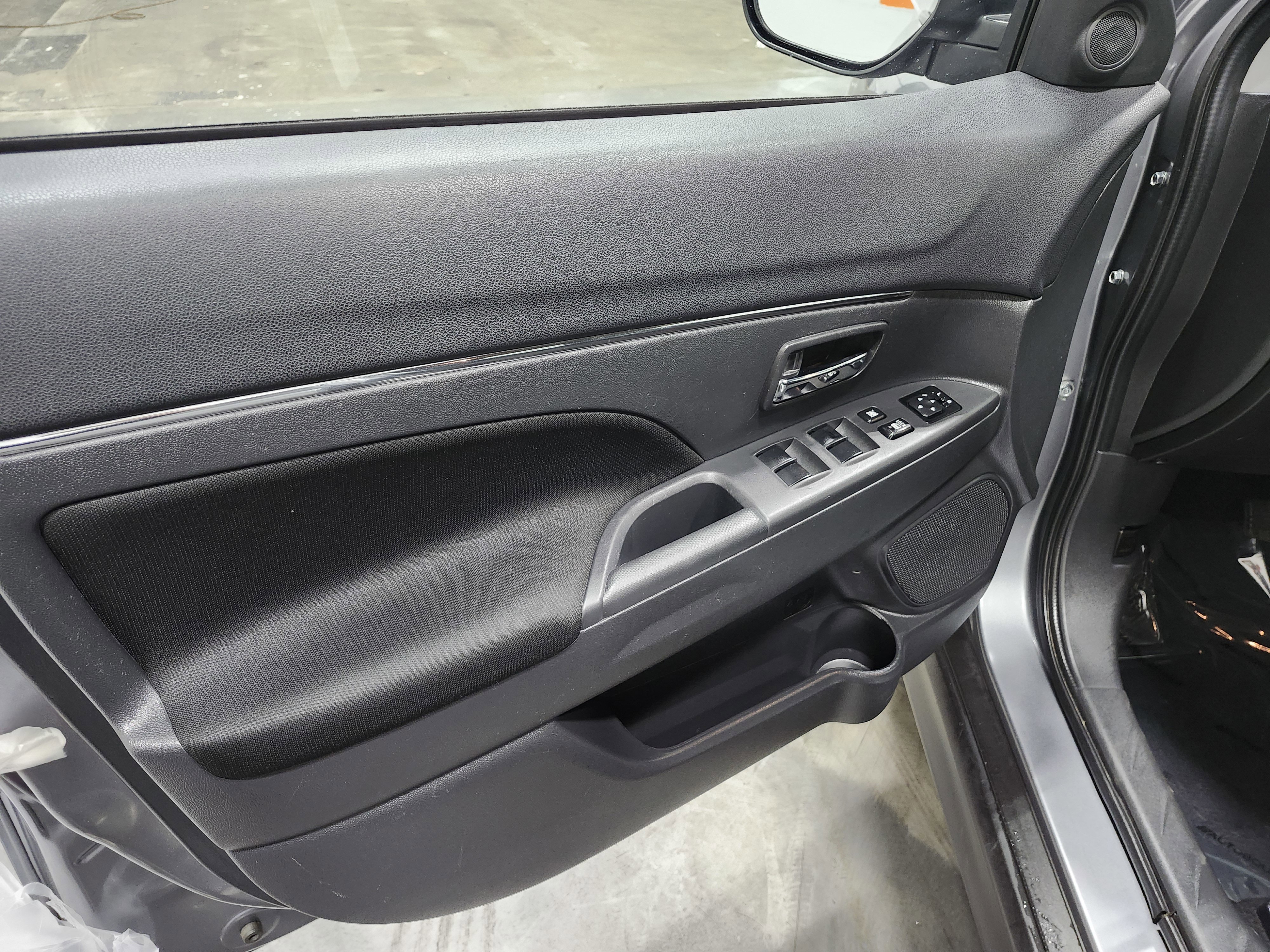 Used 2024 Mitsubishi Outlander Sport ES image 24