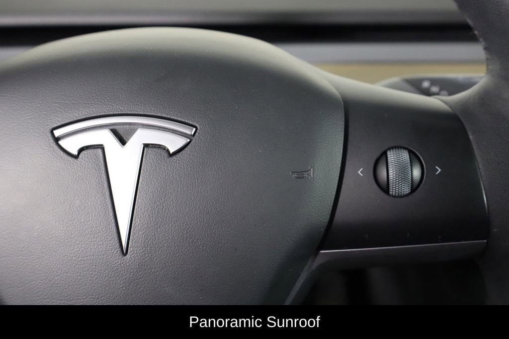 Used 2023 Tesla Model 3 Standard Range image 10