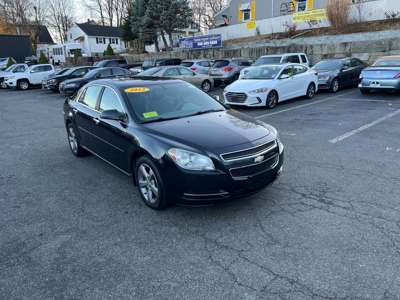 Used 2012 Chevrolet Malibu LT image 2