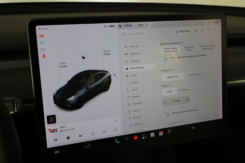 Used 2021 Tesla Model Y Long Range AWD/4WD image 31