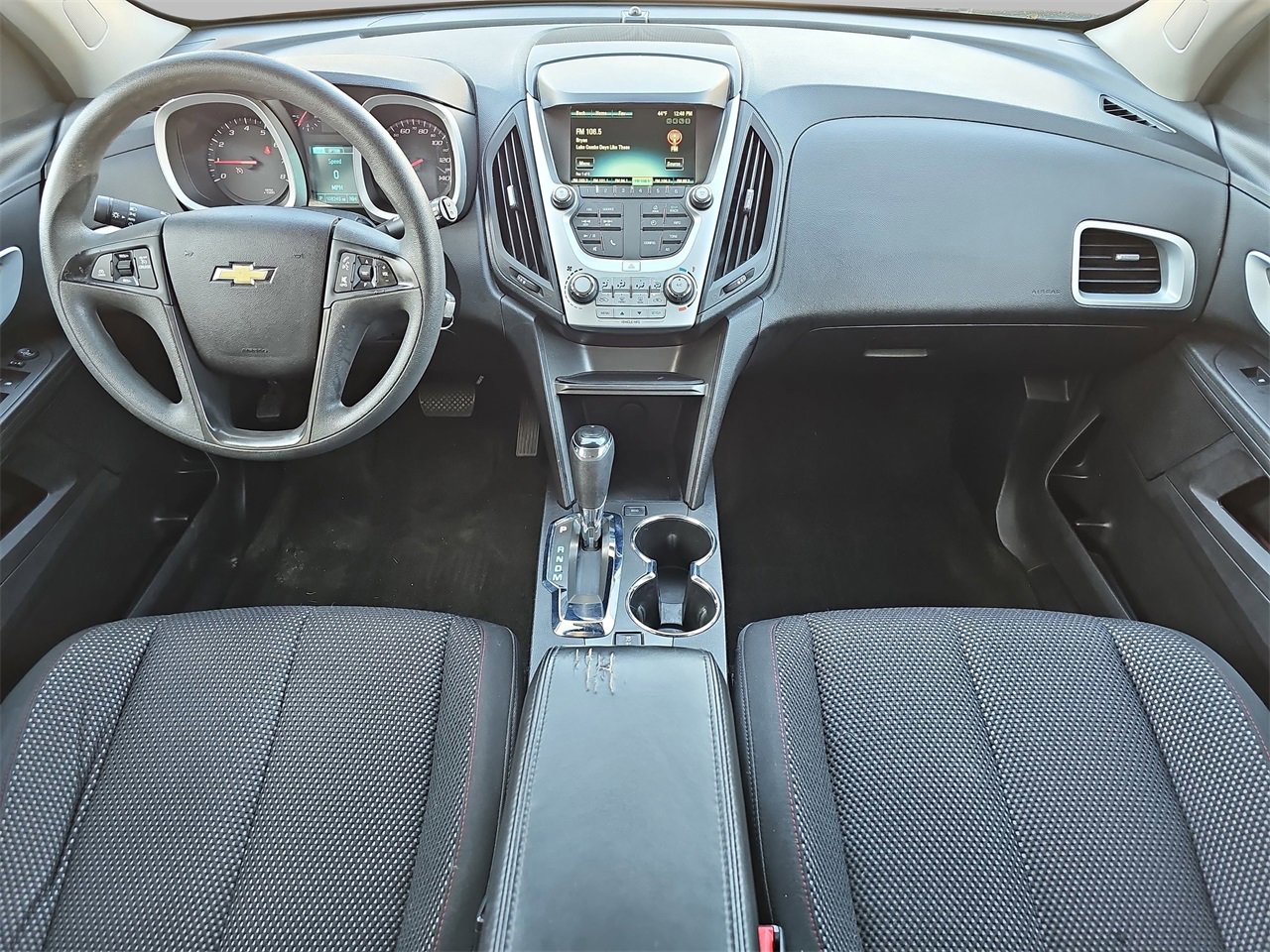 Used 2017 Chevrolet Equinox LS image 9