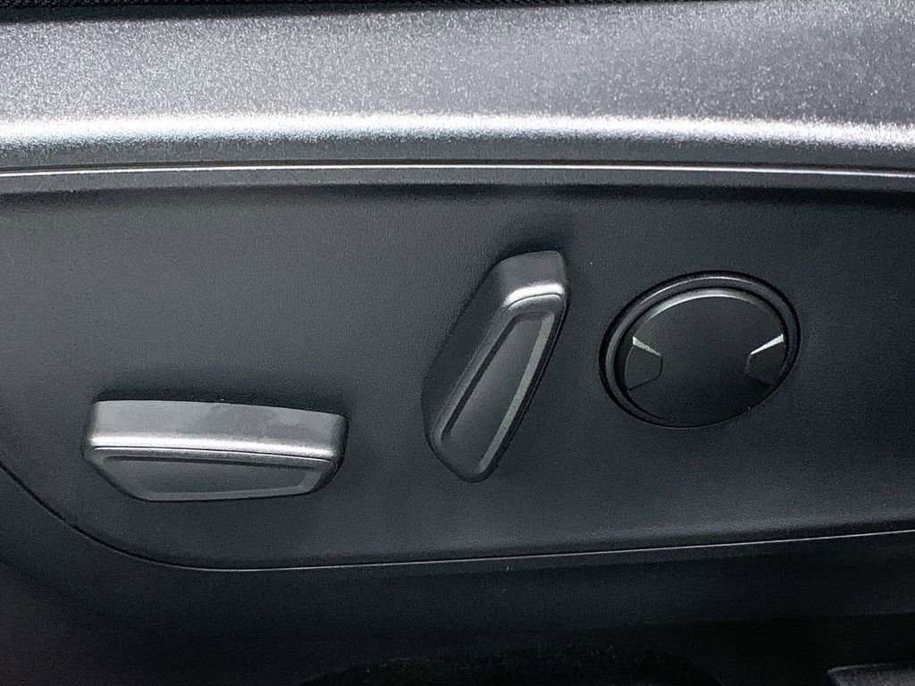 Used 2024 Ford Escape SE FWD image 15