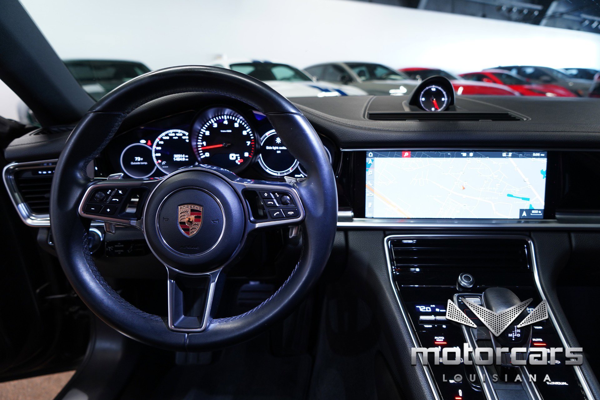 Used 2018 Porsche Panamera image 33
