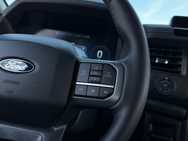 Used 2025 Ford F150 Lightning Lariat AWD/4WD image 10