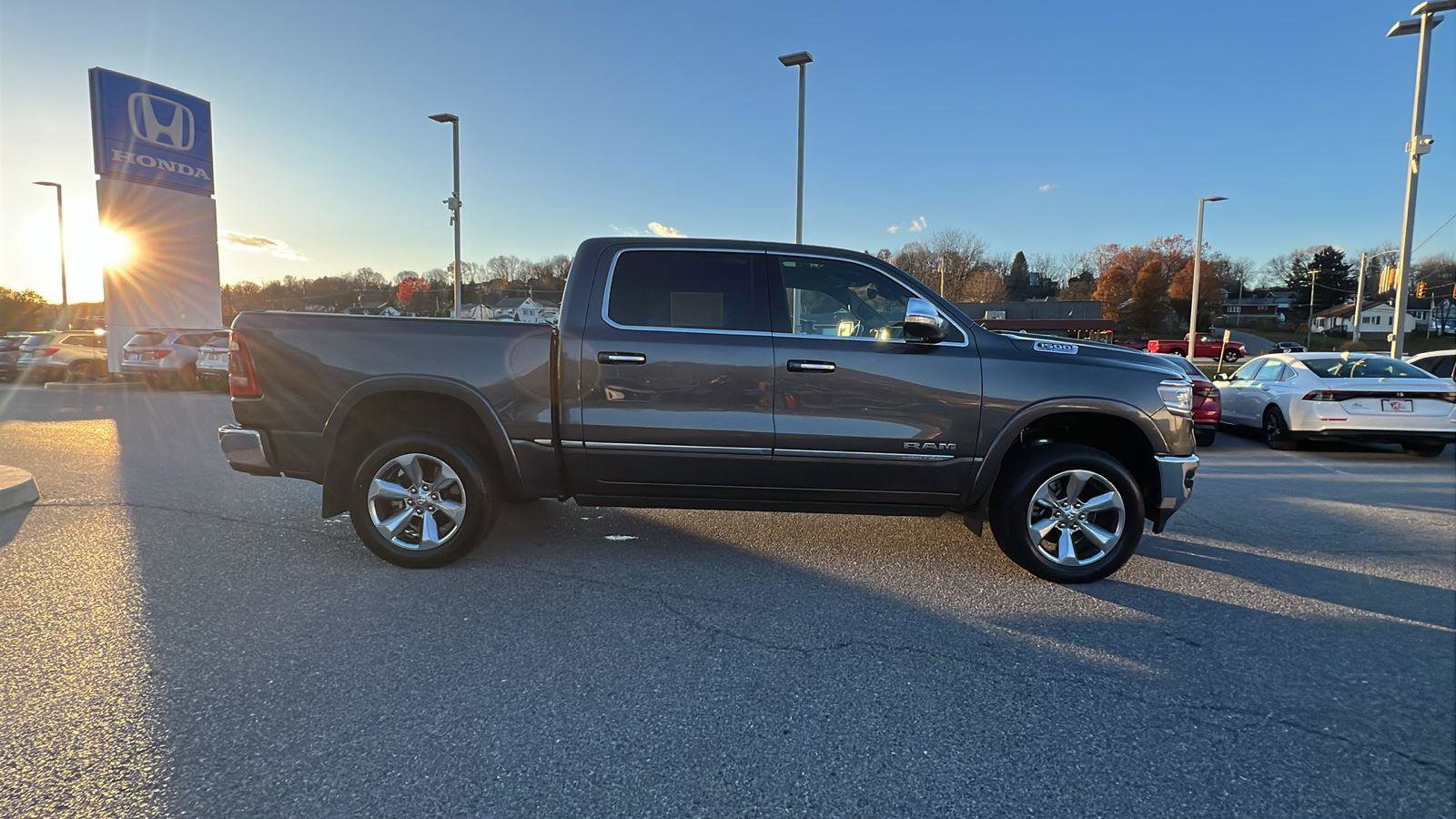 Used 2021 RAM 1500 Limited image 3