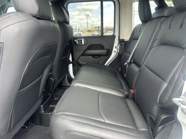 Used 2025 Jeep Wrangler Sahara w/ Safety Group image 22