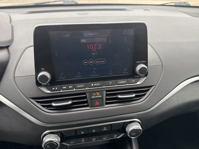 Used 2022 Nissan Altima 2.5 SV image 16