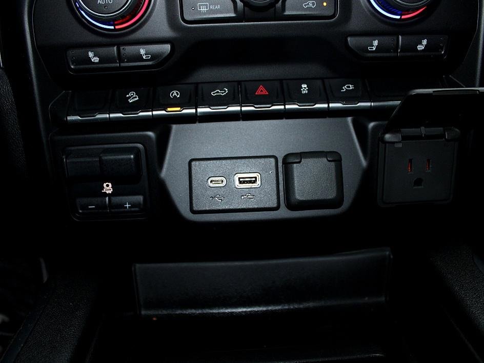 Used 2022 Chevrolet Silverado 1500 RST image 18