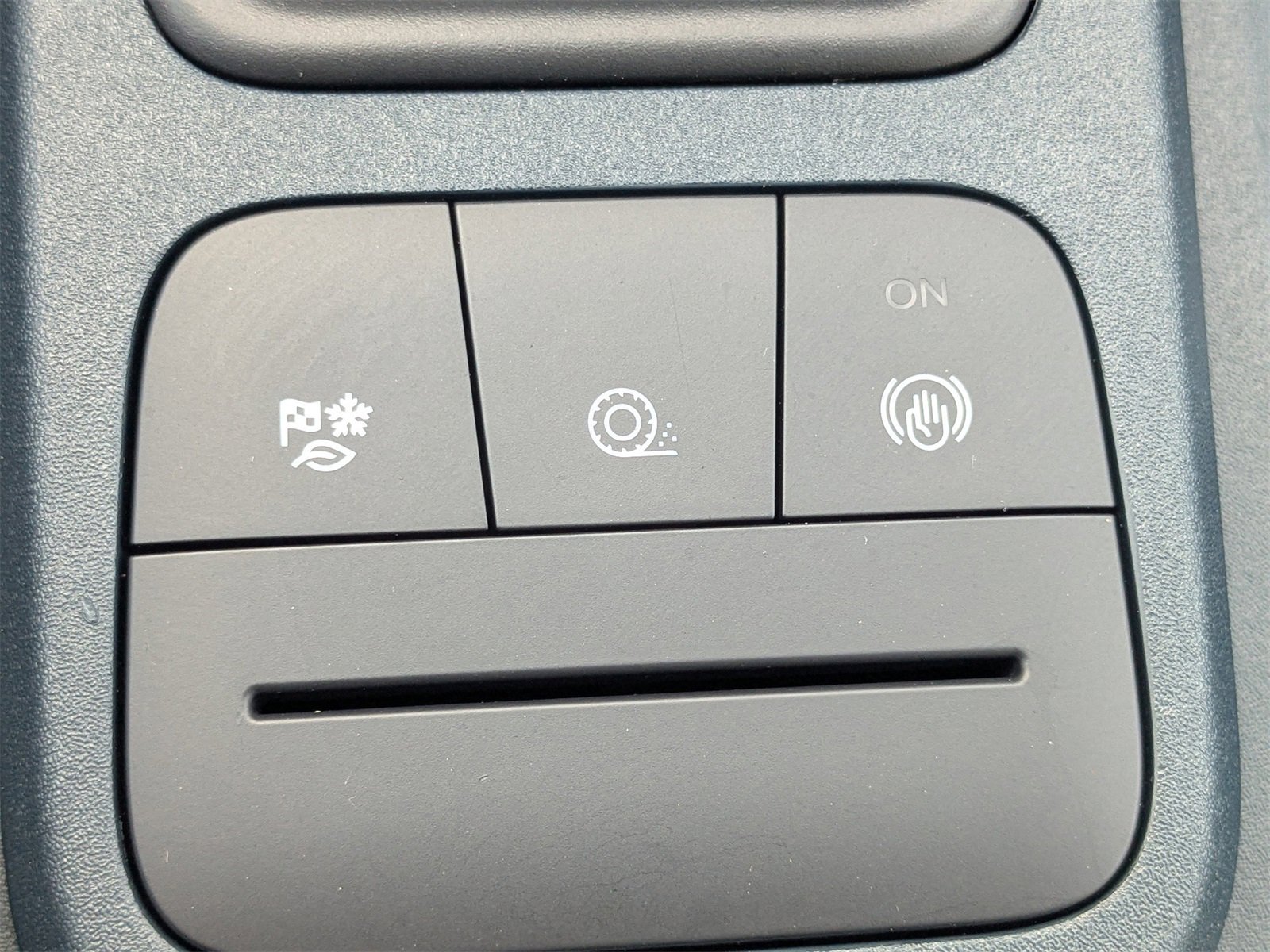 Used 2023 Ford Maverick XLT image 25