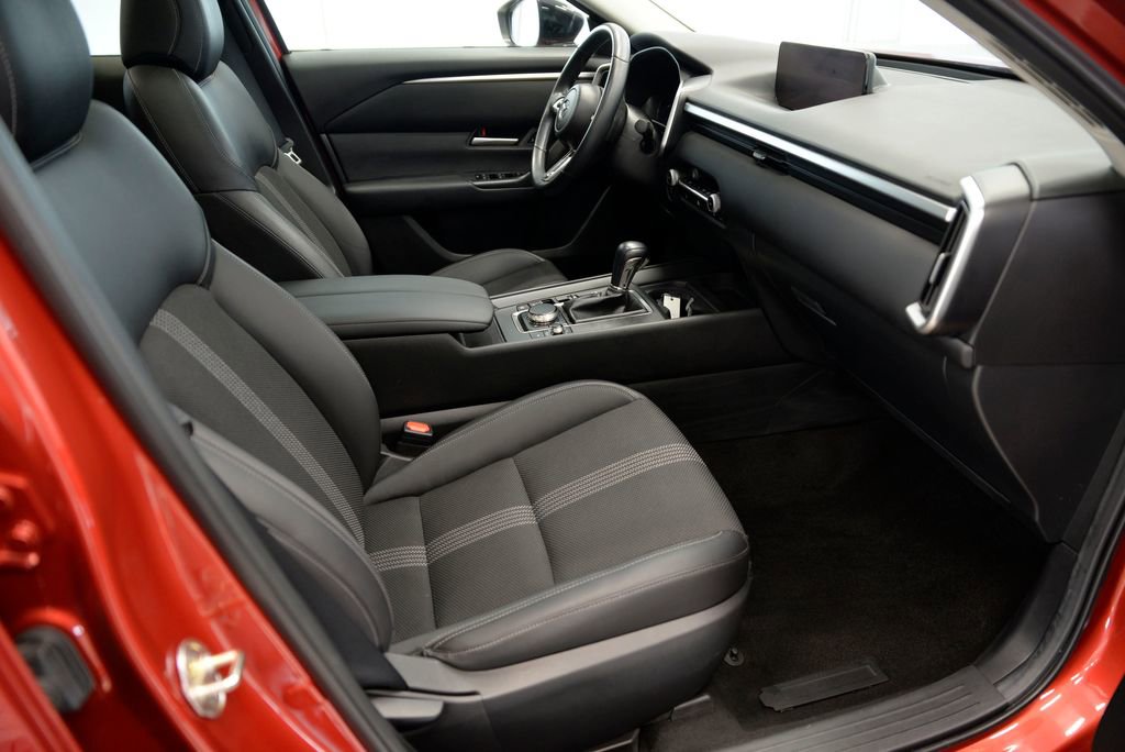Used 2023 MAZDA CX-50 2.5 S w/ Preferred Plus Pkg image 31