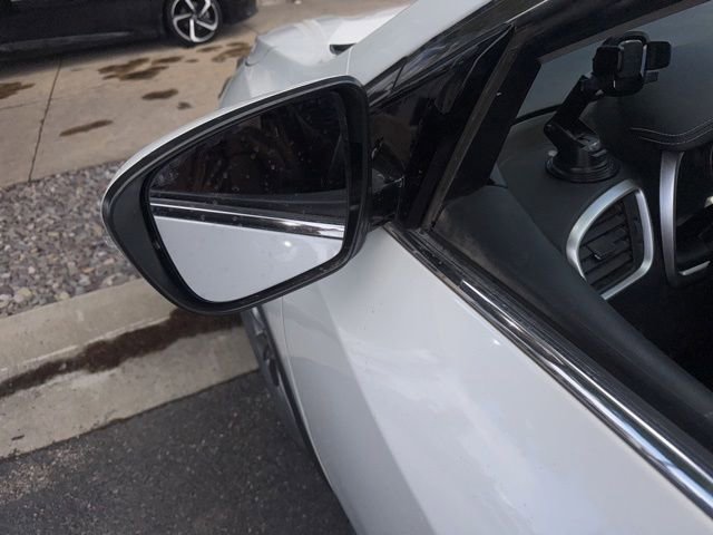 Used 2018 Nissan Murano S AWD/4WD image 18