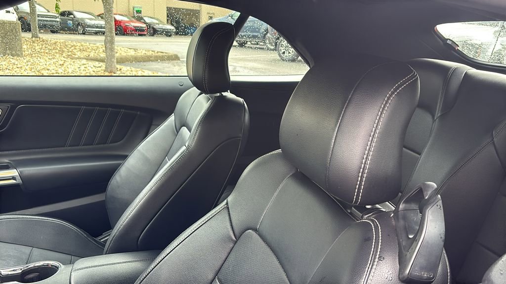 Used 2015 Ford Mustang Premium RWD image 24