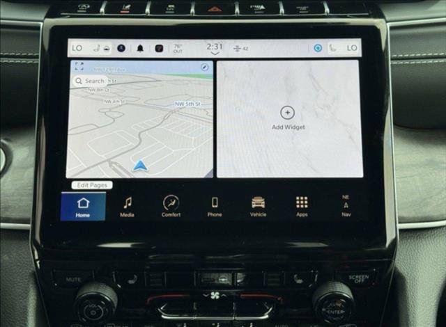 New 2025 Jeep Grand Cherokee L Limited w/ Black Appearance Package image 12