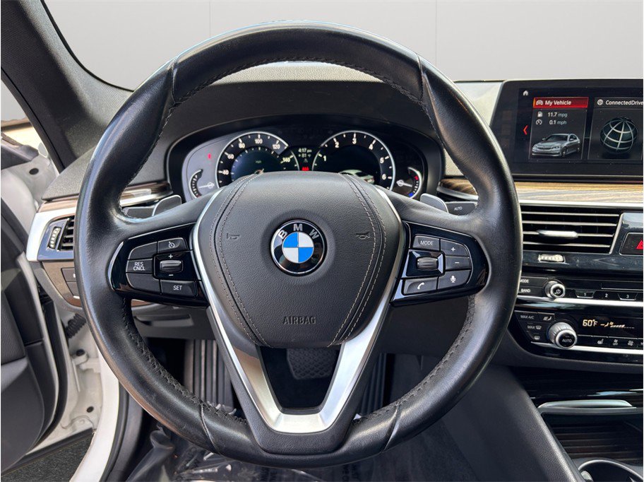 Used 2018 BMW 540i RWD image 25