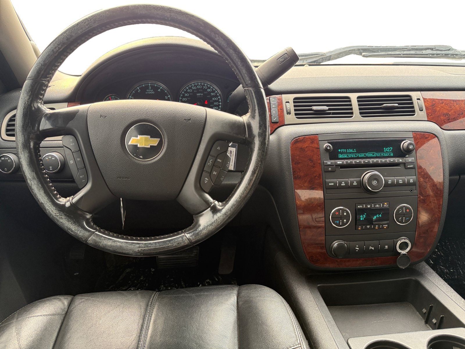 Used 2010 Chevrolet Silverado 2500 LTZ w/ Convenience Package AWD/4WD image 11