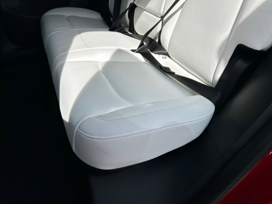 Used 2022 Tesla Model Y Performance image 49