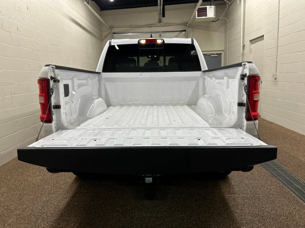 Used 2025 RAM 1500 Tradesman AWD/4WD image 11