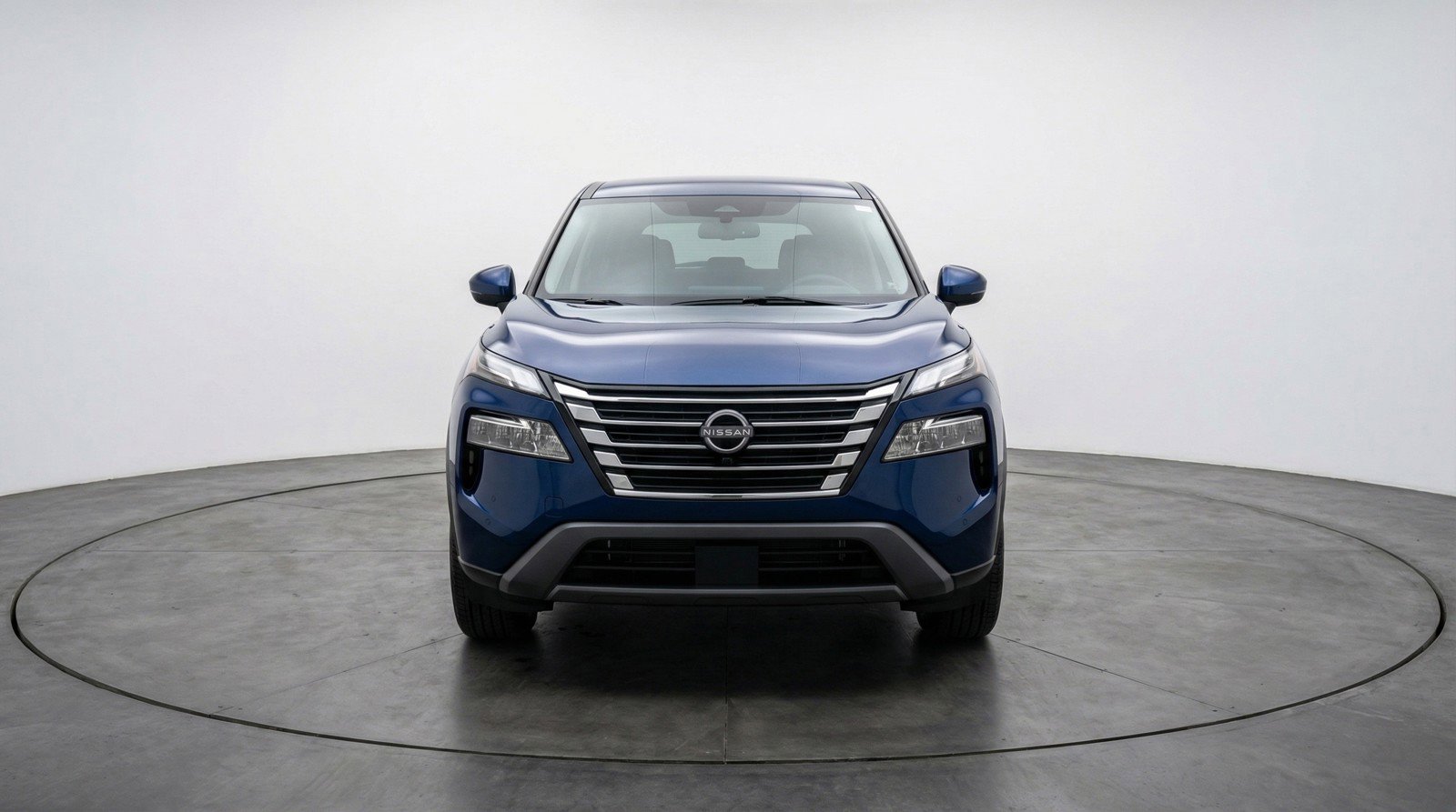 Used 2025 Nissan Rogue SV image 2