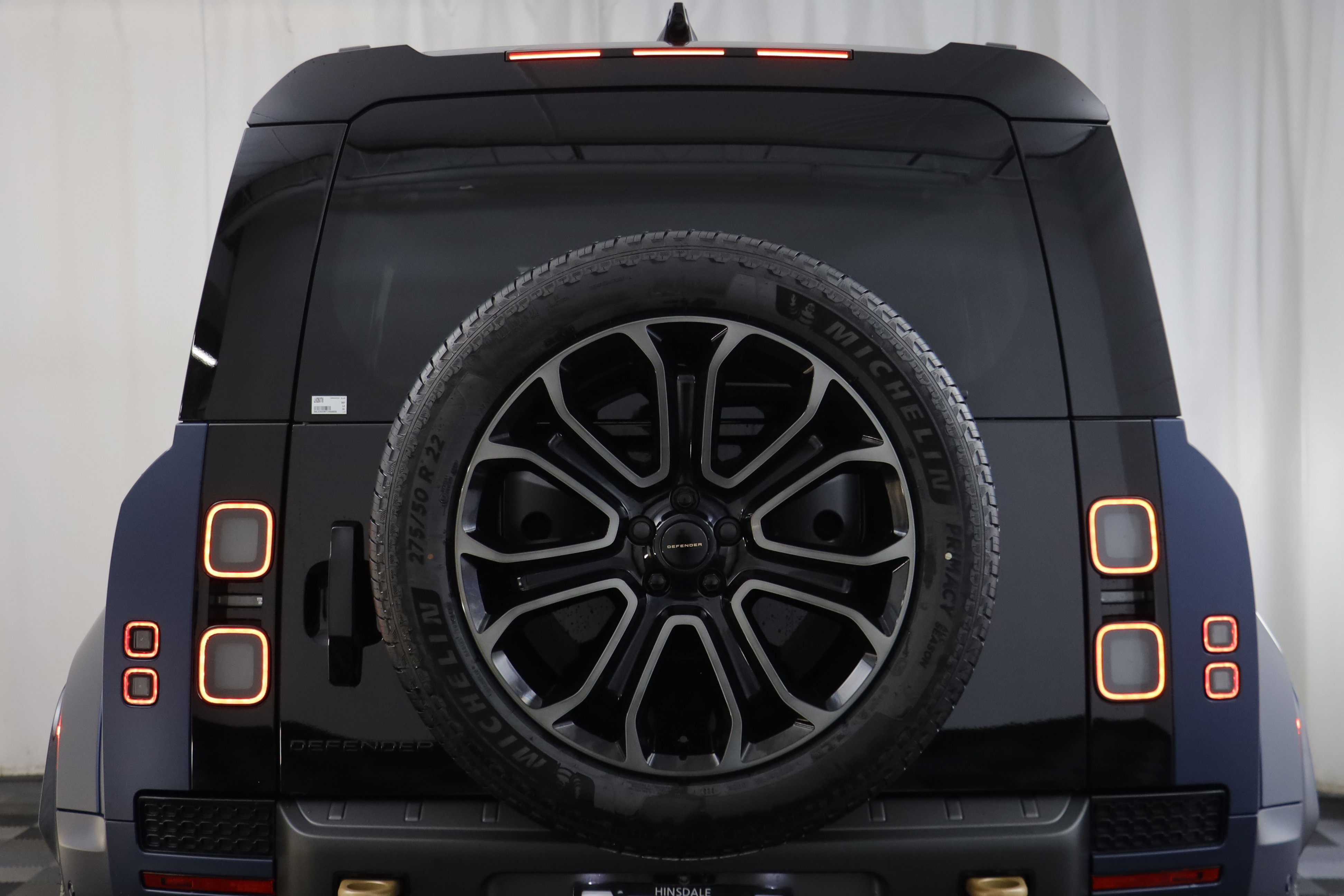 New 2026 Land Rover Defender 110 OCTA AWD/4WD image 18
