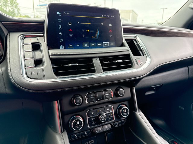 Used 2023 Chevrolet Tahoe LT w/ Luxury Package AWD/4WD image 19