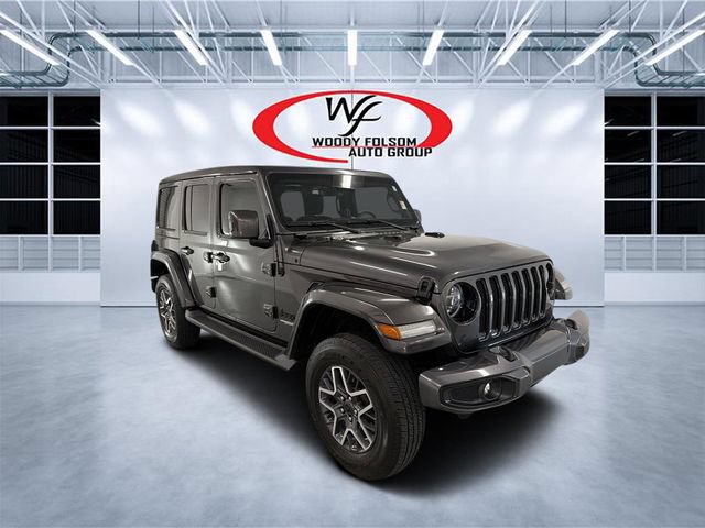 Used 2021 Jeep Wrangler Unlimited Sahara AWD/4WD image 3