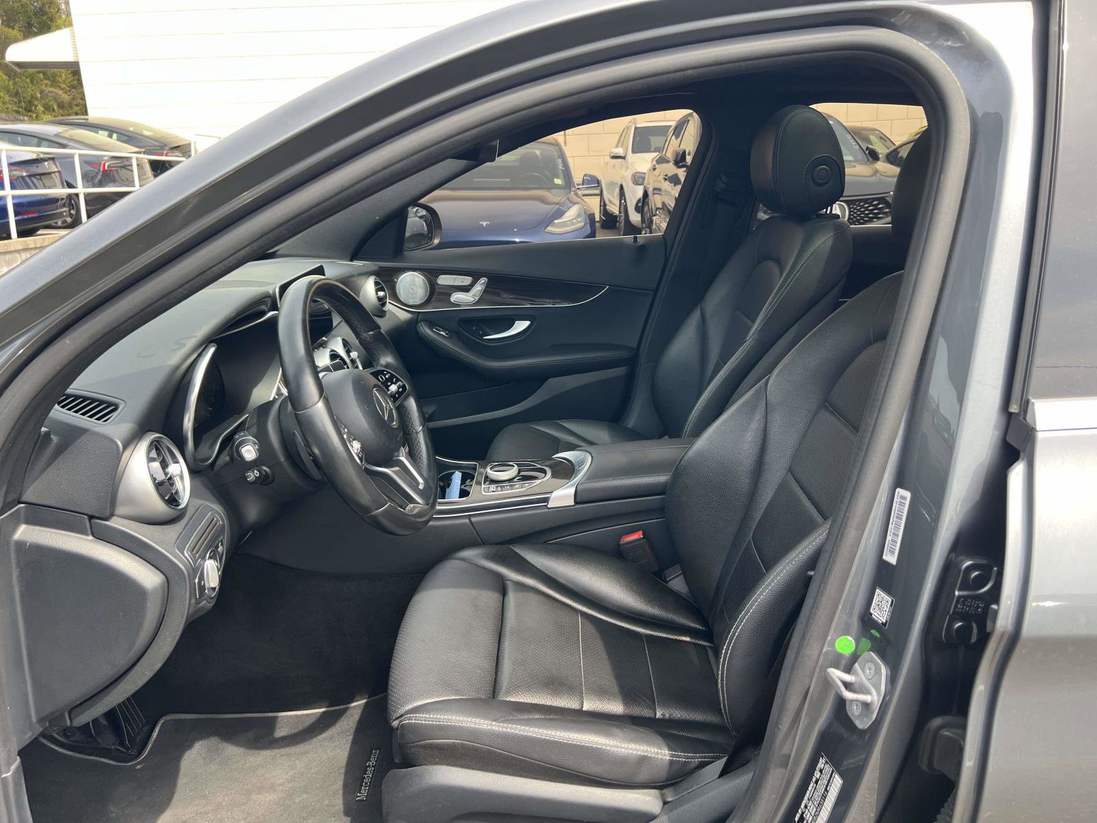 Used 2021 Mercedes-Benz C 300 4MATIC Sedan w/ Premium Package image 10