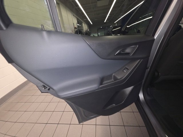 New 2025 Chevrolet Equinox LT w/ Safety and Technology Package image 21