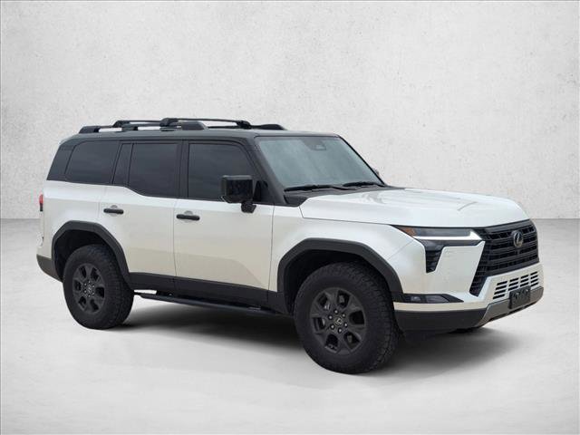 Used 2024 Lexus GX 550 image 2
