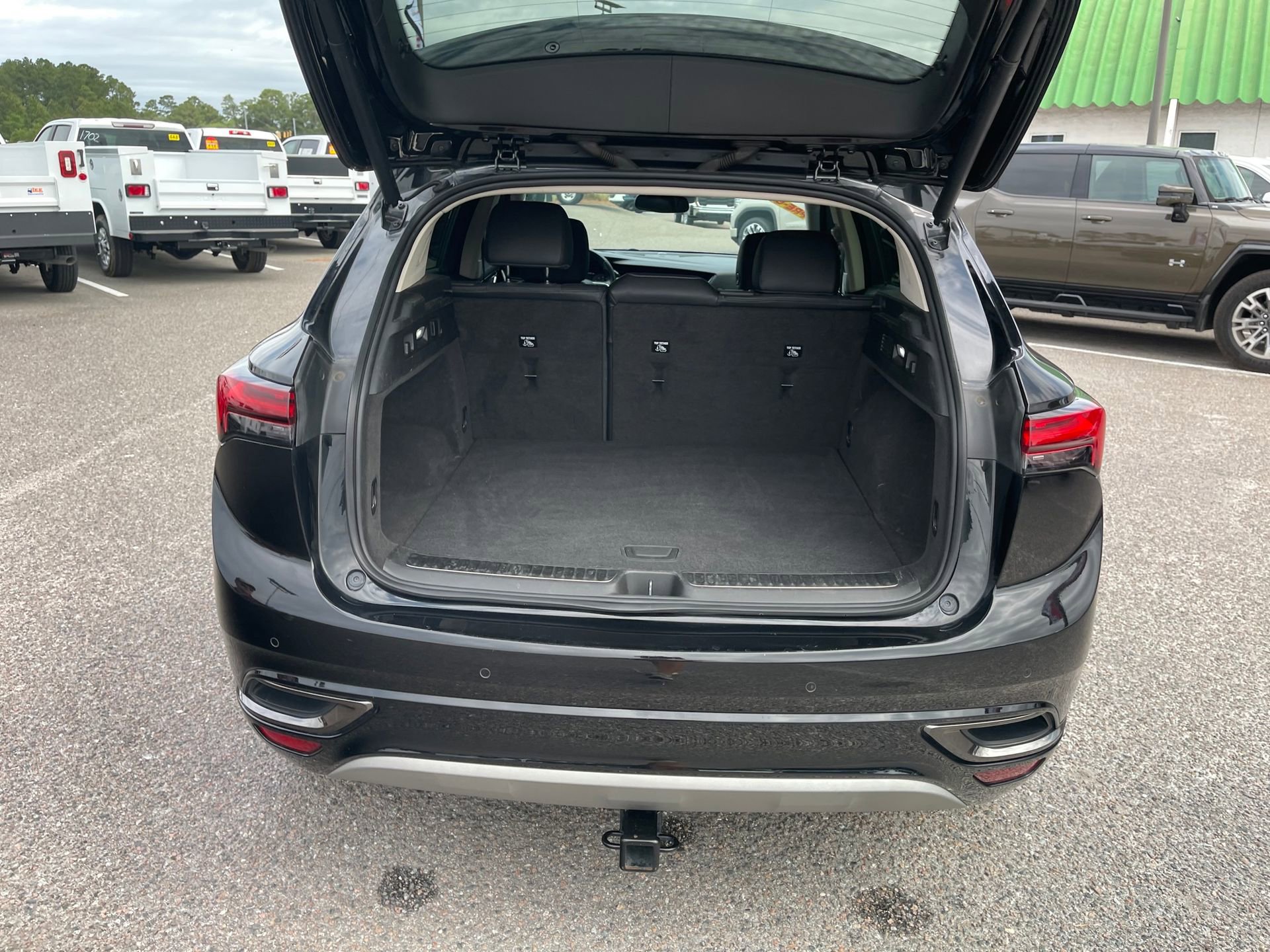 Used 2021 Buick Envision Essence w/ Technology Package I AWD/4WD image 23