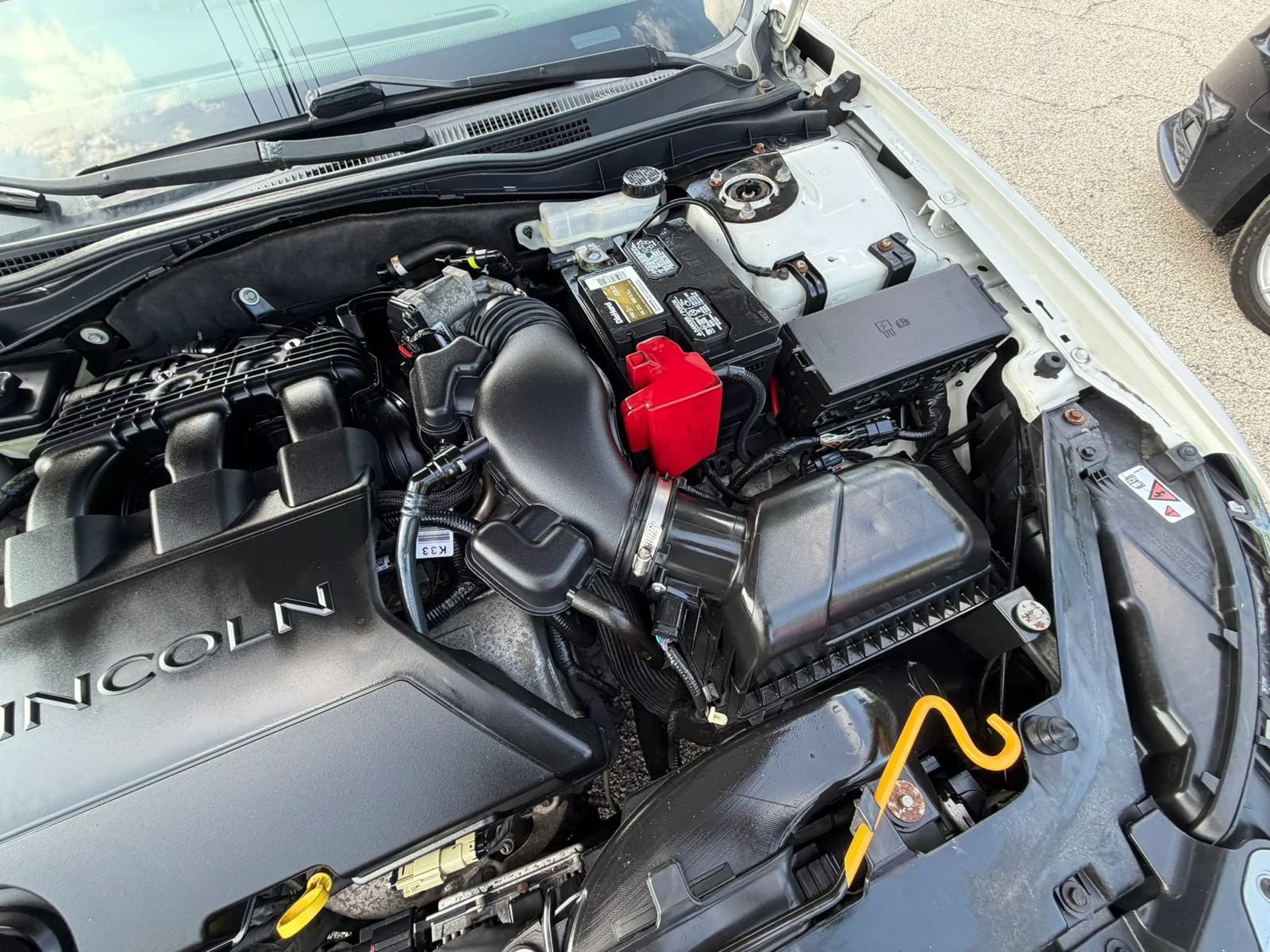 Used 2012 Lincoln MKZ FWD image 34