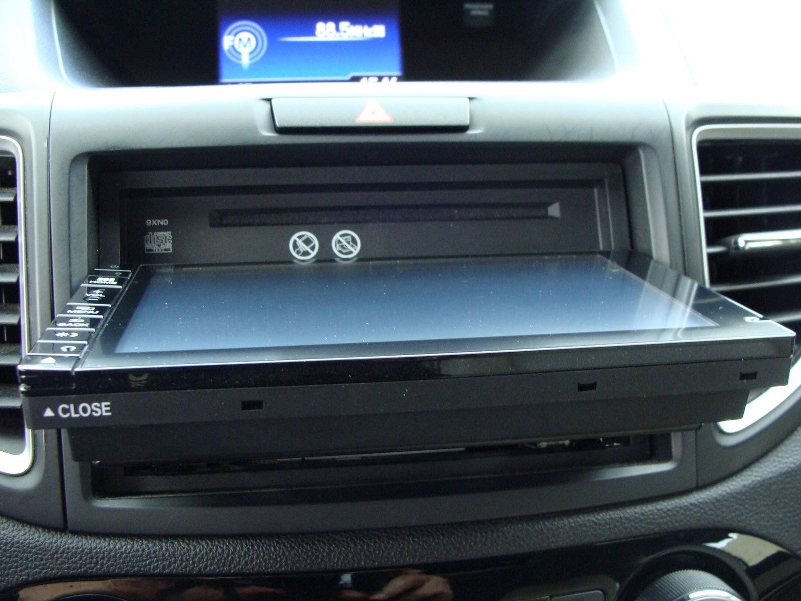 Used 2015 Honda CR-V Touring image 23