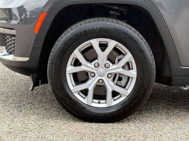 Certified 2022 Jeep Grand Cherokee L Limited AWD/4WD image 9