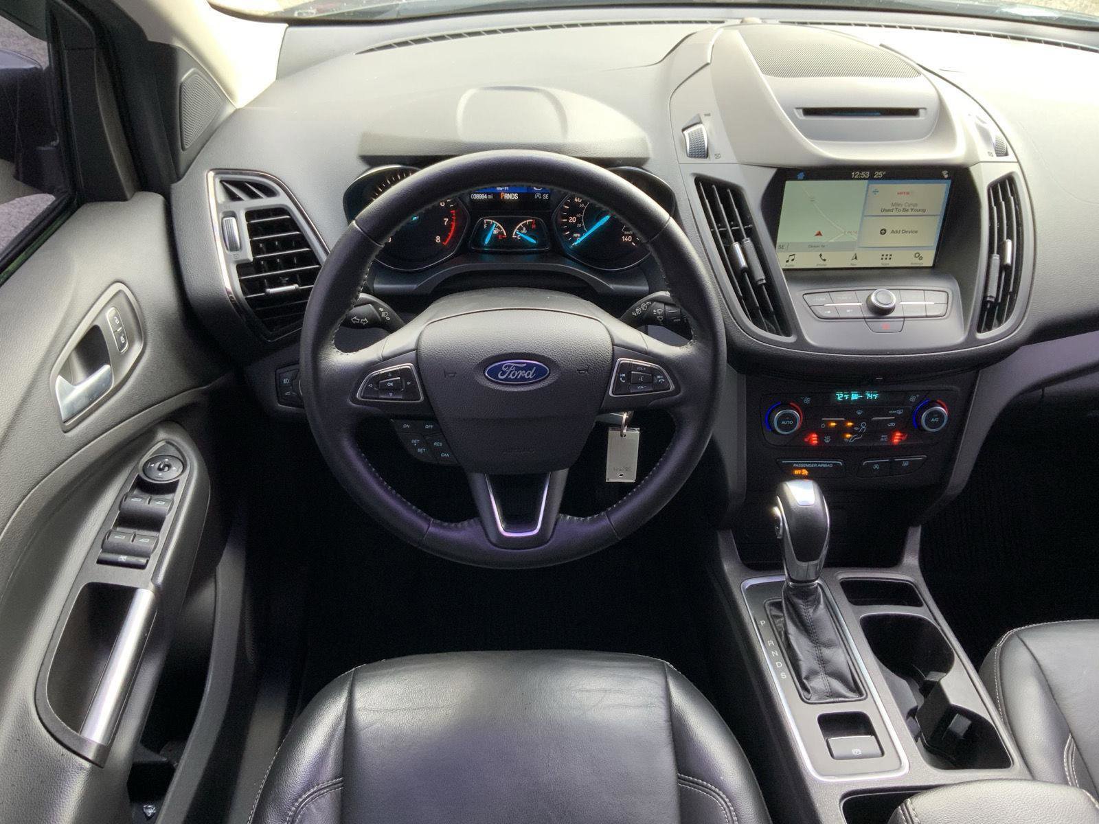 Used 2018 Ford Escape SEL image 28