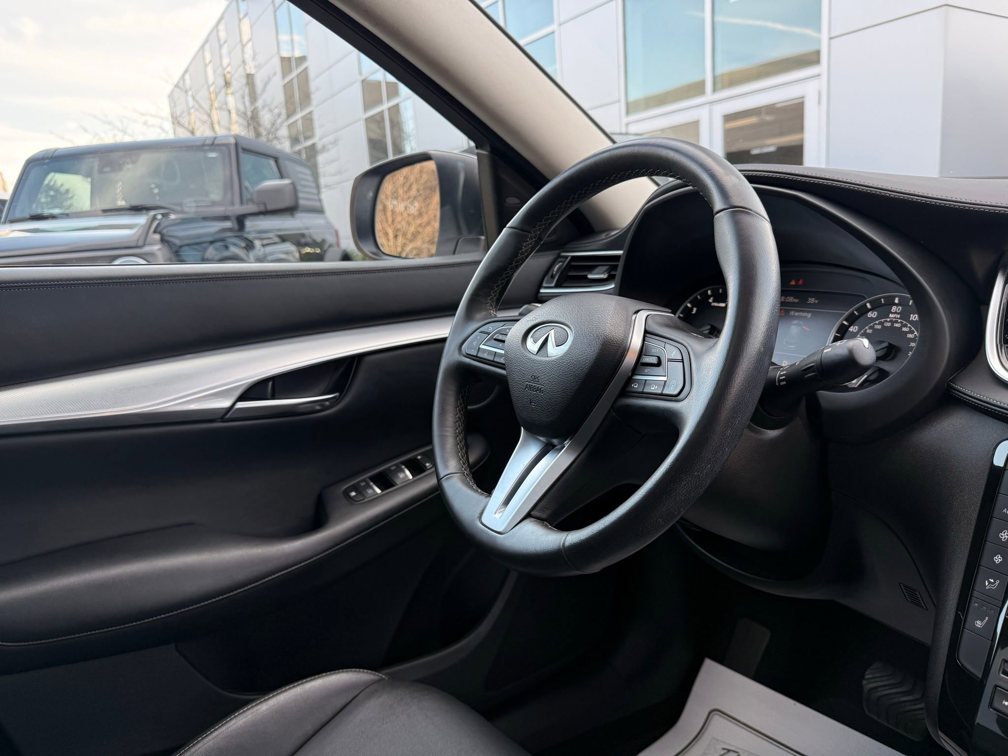 Used 2021 INFINITI QX50 Luxe image 20