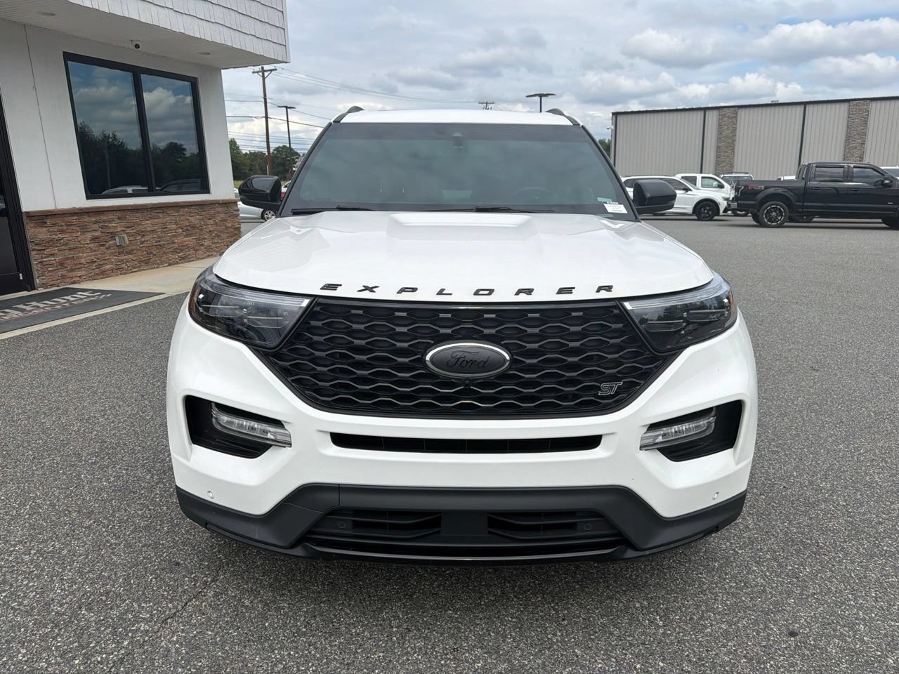 Used 2022 Ford Explorer ST w/ Equipment Group 401A AWD/4WD image 12