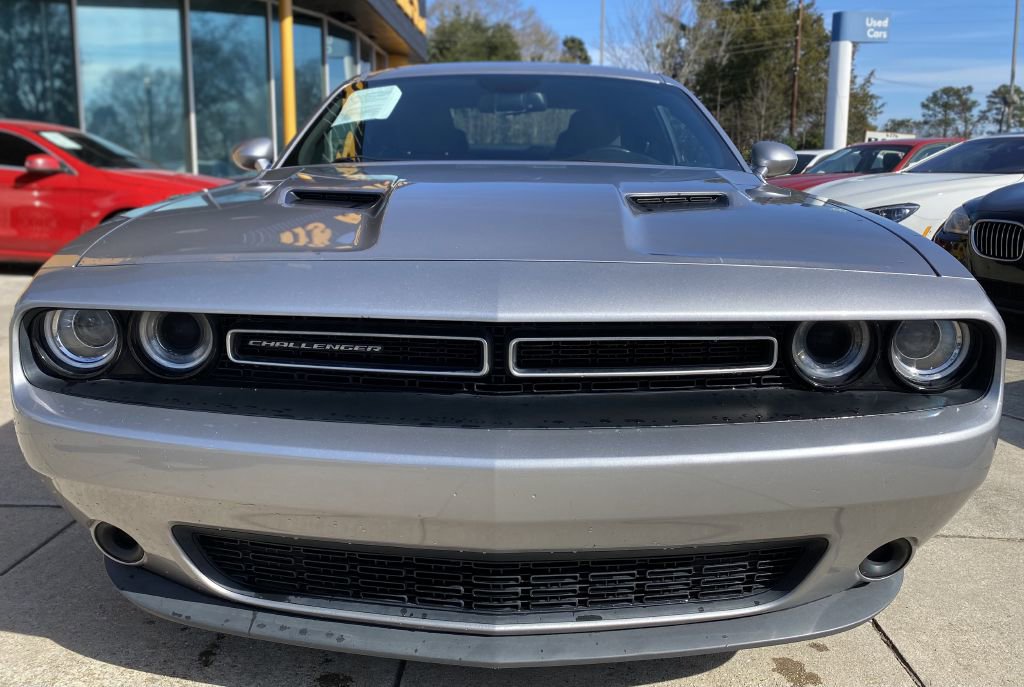 Used 2016 Dodge Challenger SXT
