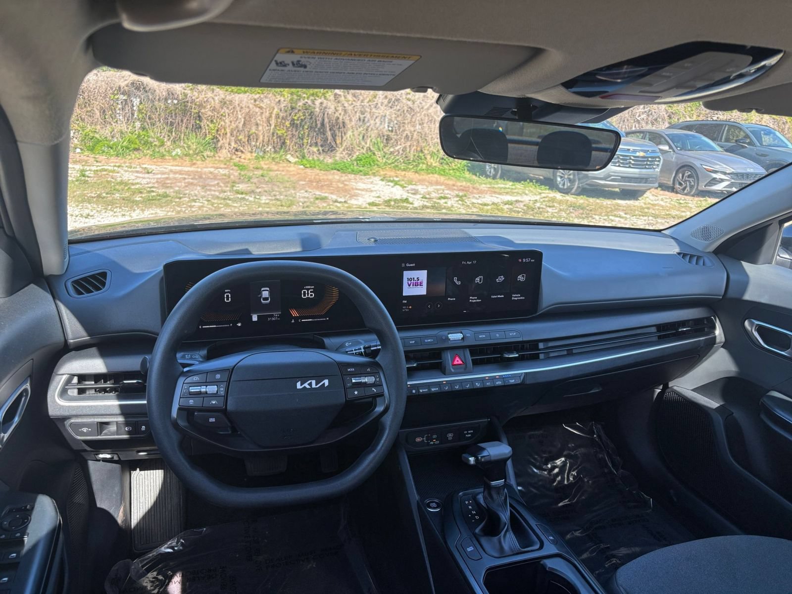 Used 2025 Kia K4 FWD image 35