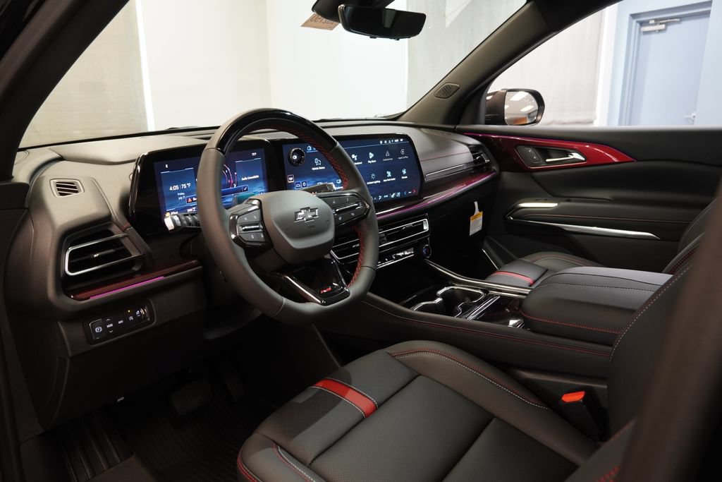 New 2026 Chevrolet Traverse RS w/ LPO, Floor Liner Package AWD/4WD image 6
