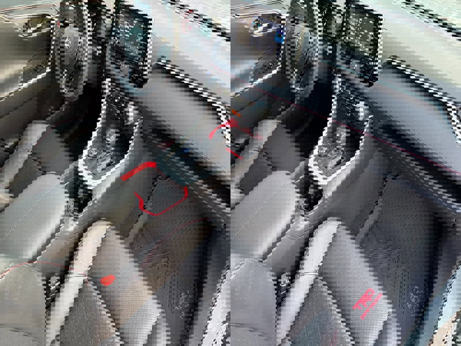 Used 2020 Toyota RAV4 TRD Off-Road image 16