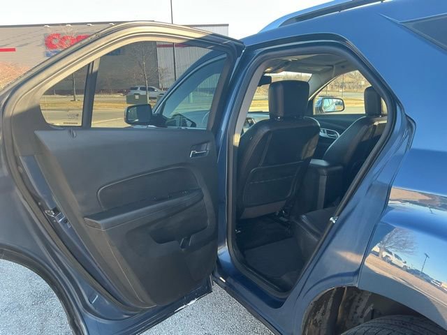 Used 2016 Chevrolet Equinox LTZ w/ Enhanced Convenience Package image 17