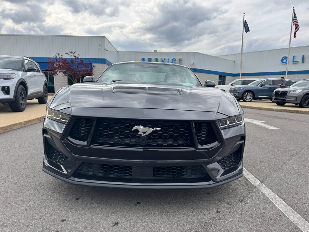 Used 2024 Ford Mustang GT Premium RWD image 4