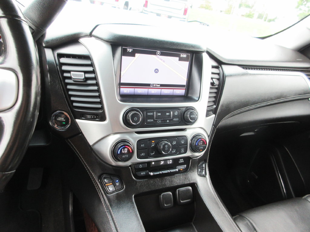 Used 2016 GMC Yukon XL SLT w/ Open Road Package AWD/4WD image 34